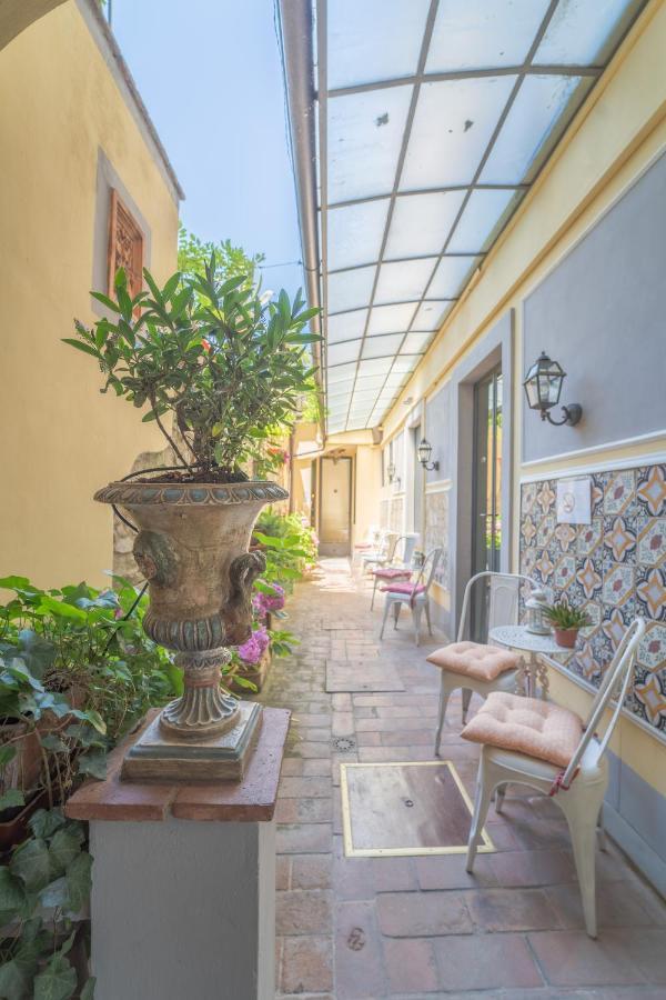 Relais & Maison Grand Tour Bed & Breakfast Florence Exterior photo